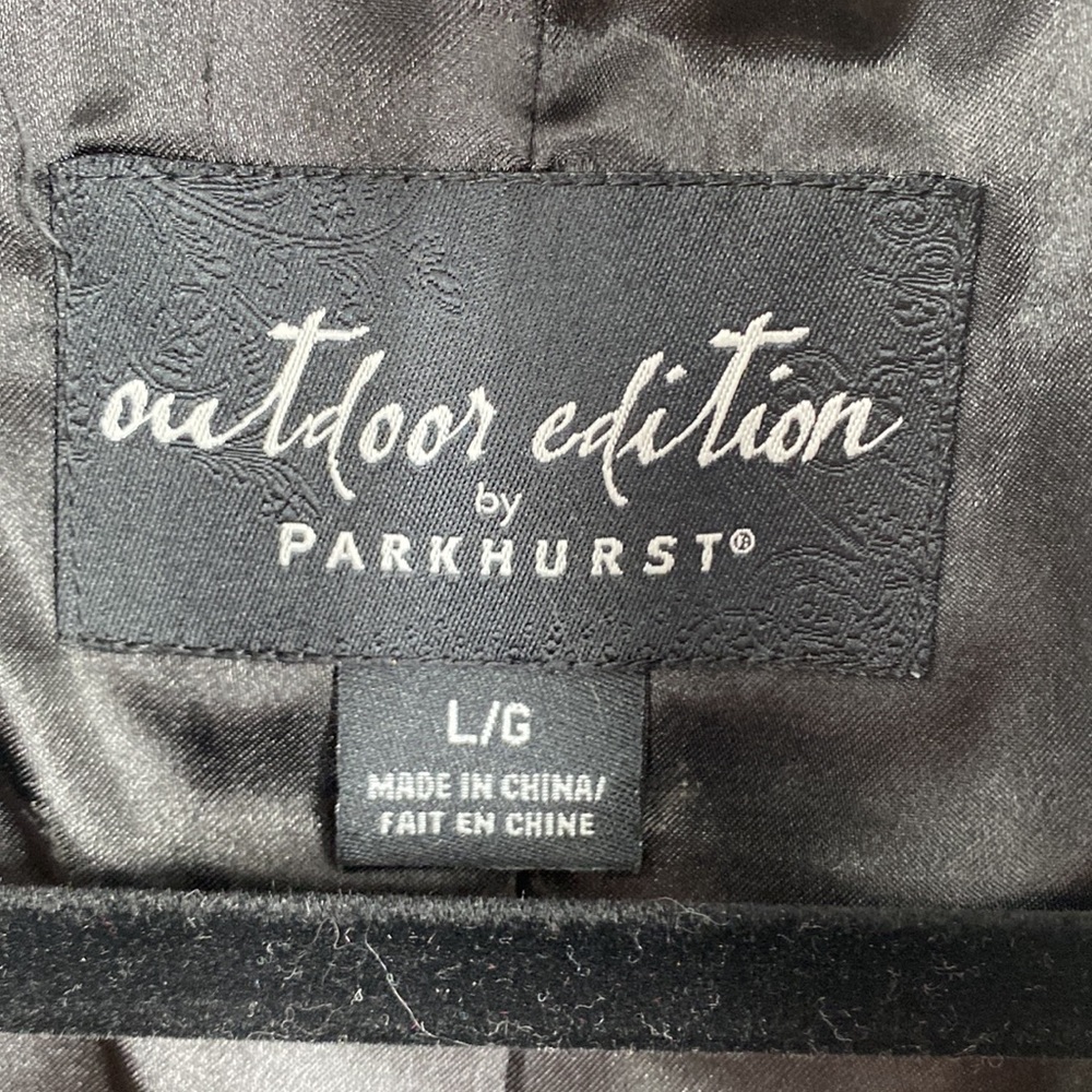 Outdoor Edition by Parkhurst Silver and Black Faux Fur Long Vest - Picture 7 of 10